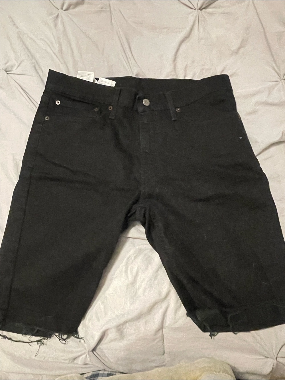 34” Levi’s-Men's Black Denim Cutoff Shorts